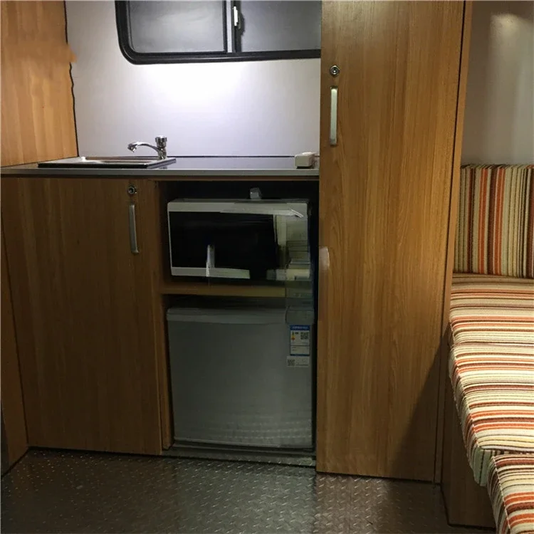 high quality horse float deluxe with kitchen 4hal horse trailer au standard uk style all customized for sale high quality horse float deluxe with kitchen 4hal horse trailer au standard uk style all customized for sale
